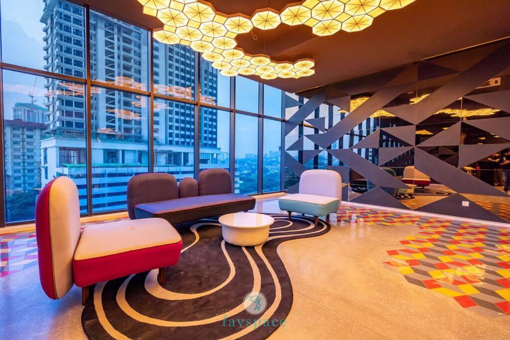 Cozy 3 Bedrooms - 2 Parkings - Jalan Ampang For 7 * Kuala Lumpur