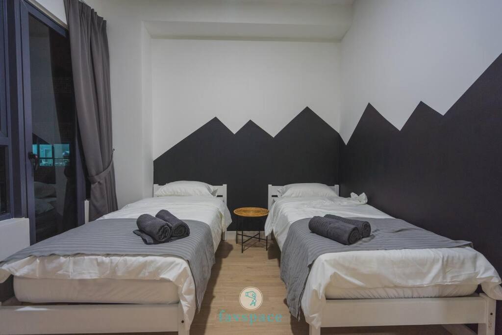 Cozy 3 Bedrooms - 2 Parkings - Jalan Ampang For 7 *
